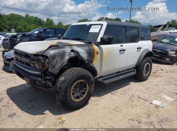 1FMDE5DH5MLA89516 2021 FORD BRONCO Белый Передняя левая четверть