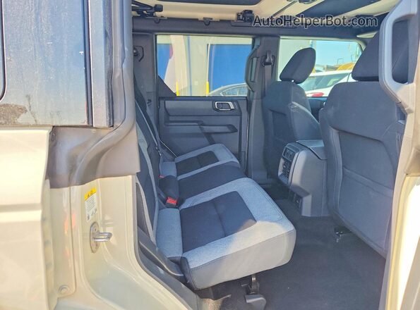 1FMDE7BH0SLA83974 2025 FORD BRONCO Beige Rear interior view