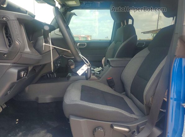 1FMDE7BH4SLA84402 2025 FORD BRONCO Синий Вид салона спереди
