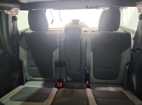 1FMDE7BH7SLA63883 2025 FORD BRONCO Белый Вид задних сидений