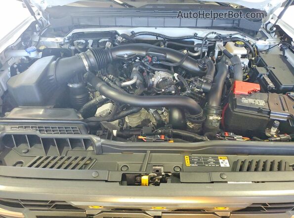 1FMEE0RR9RLB00792 2024 FORD BRONCO White Vista del compartimento del motor