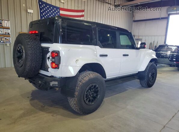 1FMEE0RR9RLB00792 2024 FORD BRONCO White Trasero derecho