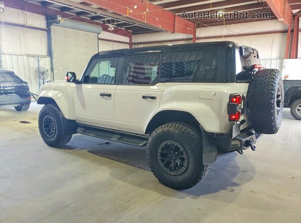 1FMEE0RR9RLB00792 2024 FORD BRONCO White Trasero izquierdo
