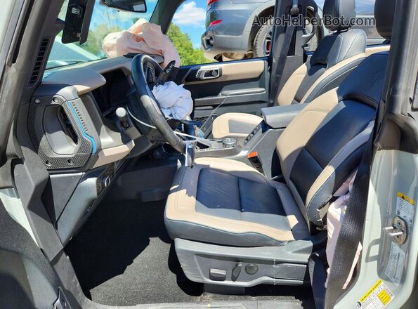 1FMEE2BP4RLA43843 2024 FORD BRONCO Gray Front interior view
