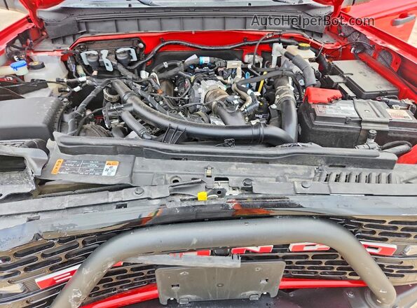 1FMEE2BP9RLA22017 2024 FORD BRONCO Red Widok wnętrza z tyłu