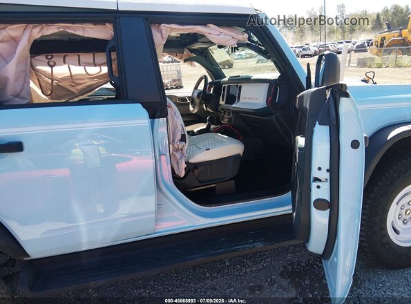 1FMEE4DP2SLA53494 2025 FORD BRONCO Blue Widok wnętrza z przodu