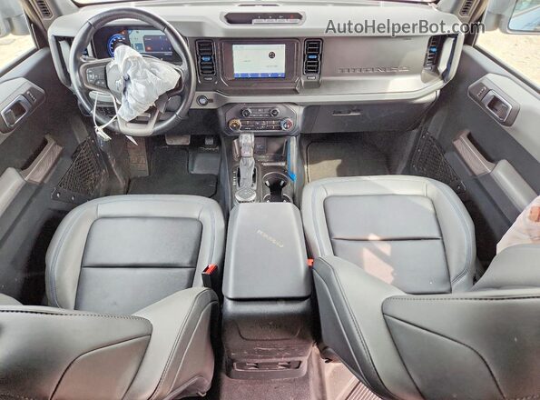 1FMEE5BP4PLB15770 2023 FORD BRONCO Blue Вид панелі приладів
