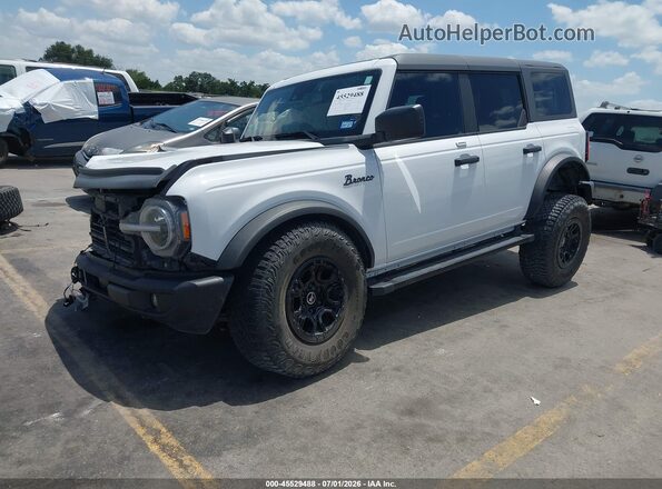 1FMEE5BP5PLB08049 2023 FORD BRONCO Белый Передняя левая четверть