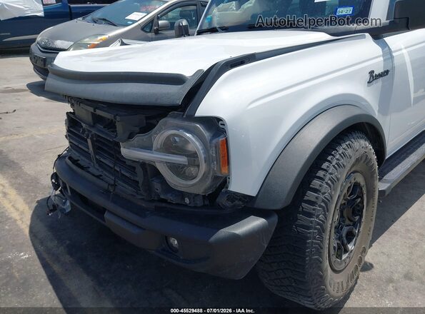 1FMEE5BP5PLB08049 2023 FORD BRONCO Белый 