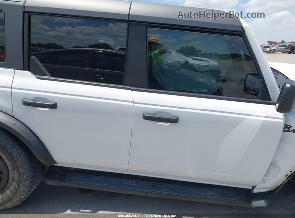 1FMEE5BP5PLB08049 2023 FORD BRONCO Белый Панорамный вид салона 360°