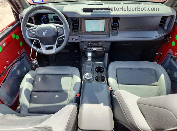 1FMEE5BP8NLA86609 2022 FORD BRONCO Red Dashboard view