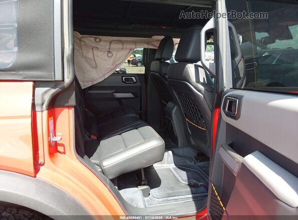 1FMEE5DH0PLB74627 2023 FORD BRONCO Red Widok naklejki z numerem VIN