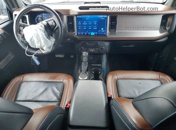 1FMEE5DP0NLB21463 2022 FORD BRONCO Blue Dashboard view