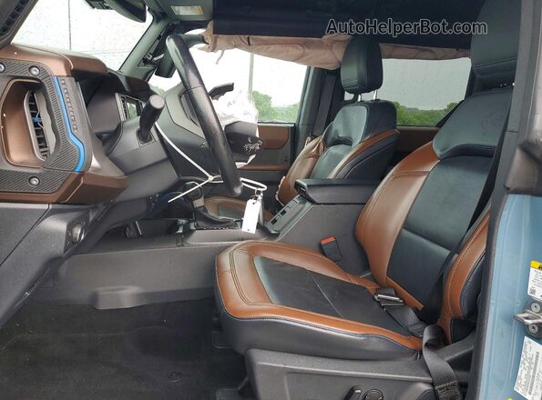 1FMEE5DP0NLB21463 2022 FORD BRONCO Blue Front interior view