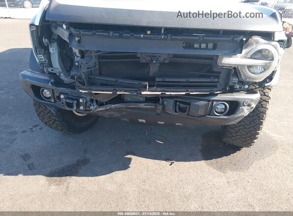 1FMEE5DP3NLB71385 2022 FORD BRONCO Silver წინა ხედი