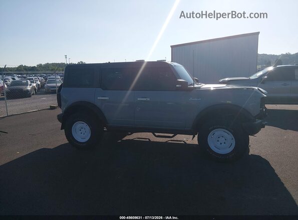 1FMEE5DP3NLB71385 2022 FORD BRONCO Silver სალონის 360-გრადუსიანი ხედი