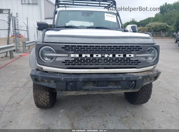 1FMEE5DP4NLB69791 2022 FORD BRONCO White Vista frontal