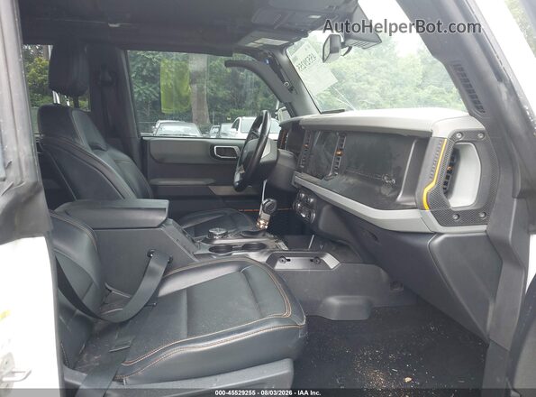 1FMEE5DP4NLB69791 2022 FORD BRONCO White Vista interior delantera