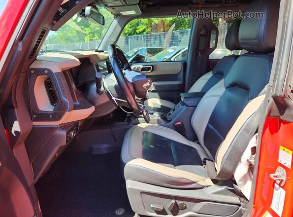 1FMEE5DP5PLB96159 2023 FORD BRONCO Red Front interior view