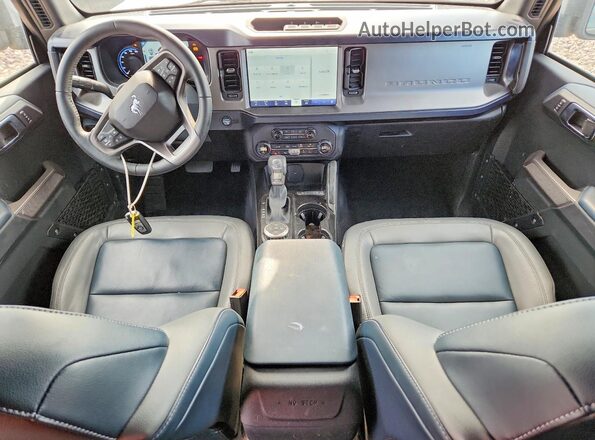 1FMEE5DP6PLC06830 2023 FORD BRONCO Gray Вид панелі приладів