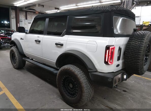 1FMEE5DP7NLB16499 2022 FORD BRONCO White 360 interior view