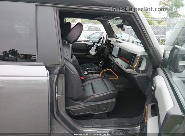 1FMEE5DP7NLB65234 2022 FORD BRONCO Gray Widok wnętrza z przodu