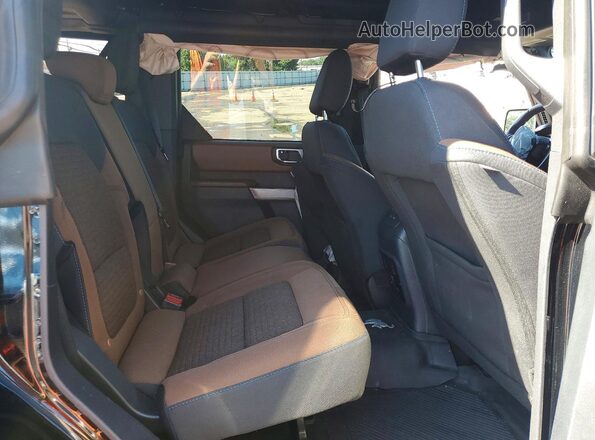 1FMEE5DP8PLB30902 2023 FORD BRONCO Black Vista interior trasera