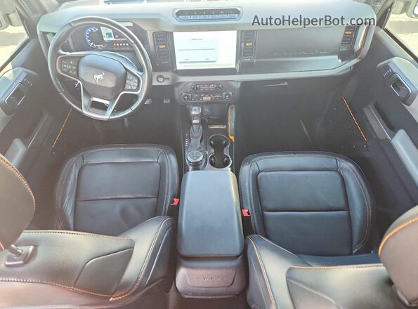 1FMEE5DPXMLA92715 2021 FORD BRONCO Белый Вид панели приборов