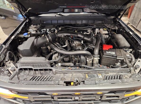 1FMEE5JR8PLB36172 2023 FORD BRONCO Black Widok komory silnika