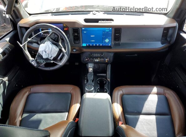 1FMEE8BP8RLA33402 2024 FORD BRONCO Teal Vista del salpicadero