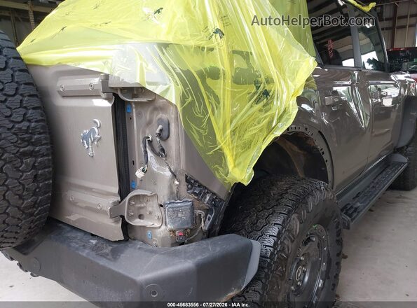 1FMEE8BP9SLB01258 2025 FORD BRONCO Brown Widok z przodu
