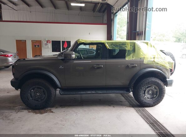 1FMEE8BP9SLB01258 2025 FORD BRONCO Brown Widok wnętrza 360 stopni