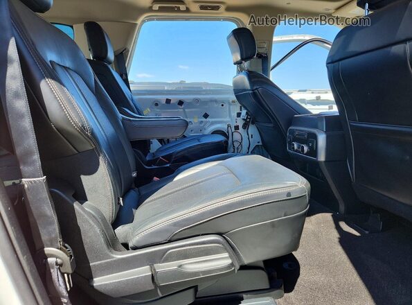 1FMJK1MT3LEA18939 2020 FORD EXPEDITION White Widok wnętrza z tyłu