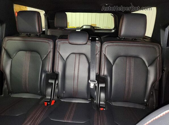 1FMJK2A8XREB13447 2024 FORD EXPEDITION White Հետևի նստատեղերի տեսք