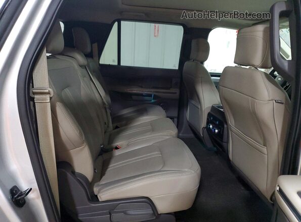 1FMJK2AT5JEA50086 2018 FORD EXPEDITION Silver Вид задньої частини салону