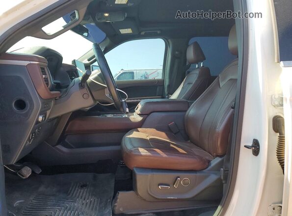 1FMJK2AT6NEA18060 2022 FORD EXPEDITION Белый Вид салона спереди