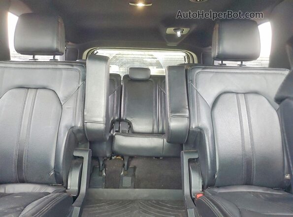1FMJK2AT8JEA71160 2018 FORD EXPEDITION White Rear seats view