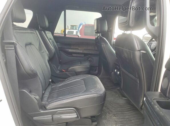 1FMJK2AT8JEA71160 2018 FORD EXPEDITION White Rear interior view