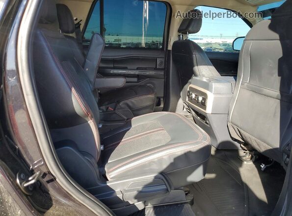 1FMJU1G88REB08646 2024 FORD EXPEDITION Черный Вид задней части салона