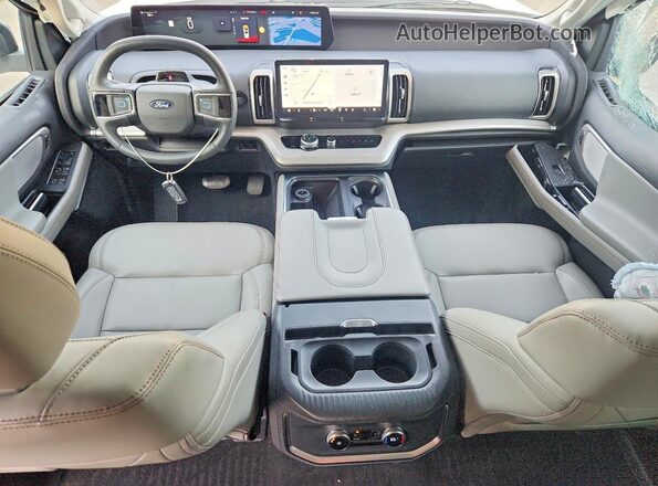 1FMJU1H83SEA20060 2025 FORD EXPEDITION Белый Вид панели приборов