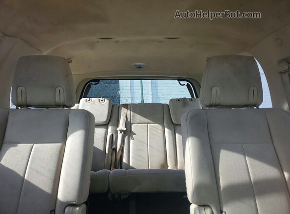 1FMJU1HT9HEA07584 2017 FORD EXPEDITION White Vista de los asientos traseros