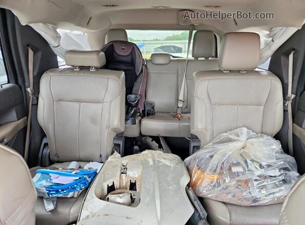 1FMJU1HT9JEA45273 2018 FORD EXPEDITION Black Widok tylnych siedzeń