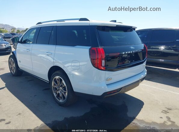 1FMJU1P89SEA59608 2025 FORD EXPEDITION White Trasero izquierdo