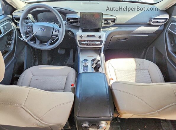 1FMSK7BH4MGB28491 2021 FORD EXPLORER White Widok deski rozdzielczej