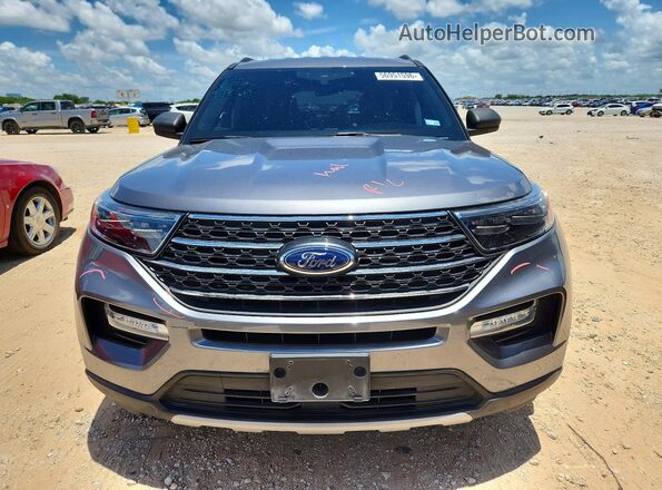 1FMSK7DH0NGA14390 2022 FORD EXPLORER Gray Widok z przodu