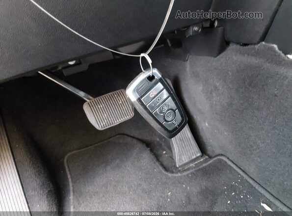 1FMSK7DH2NGB69877 2022 FORD EXPLORER Синий Вид панели приборов