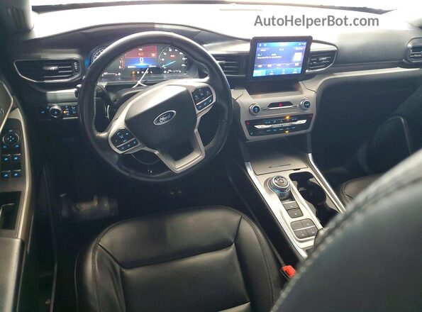 1FMSK7DH2PGA70060 2023 FORD EXPLORER Серебряный Вид панели приборов