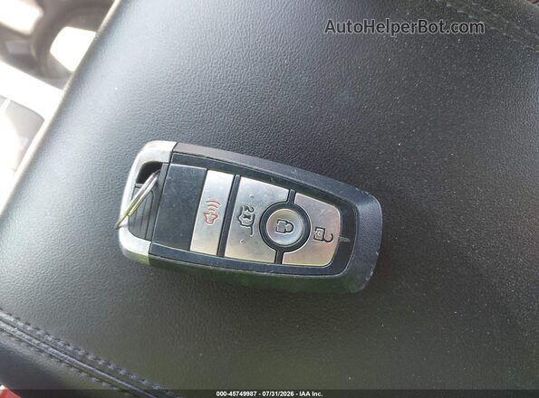 1FMSK7DH3MGB76089 2021 FORD EXPLORER White Widok deski rozdzielczej