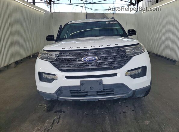 1FMSK7DH4PGB75490 2023 FORD EXPLORER White Widok z przodu
