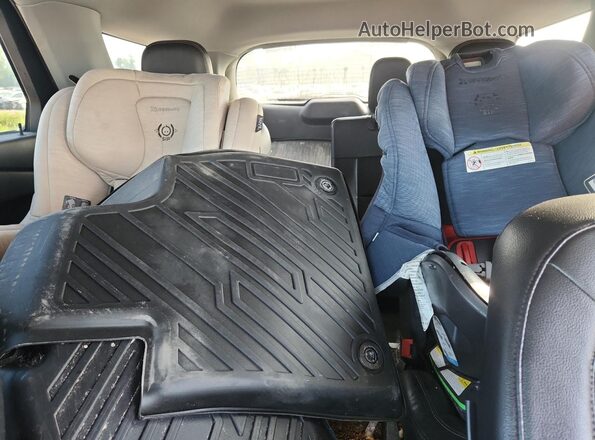 1FMSK7DH5LGC56685 2020 FORD EXPLORER Gray Rear seats view